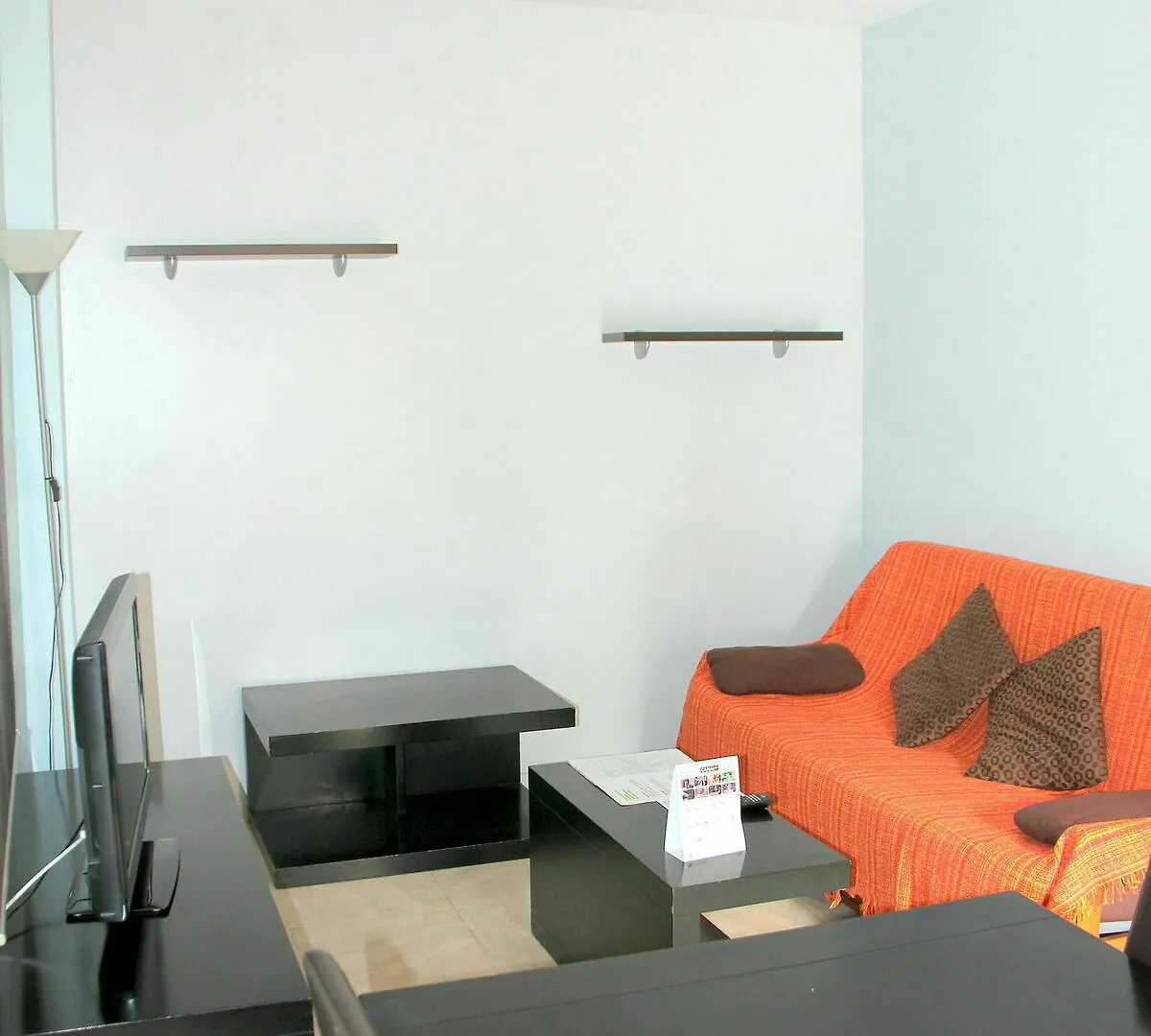 Apartamentos Caru Castelldefels