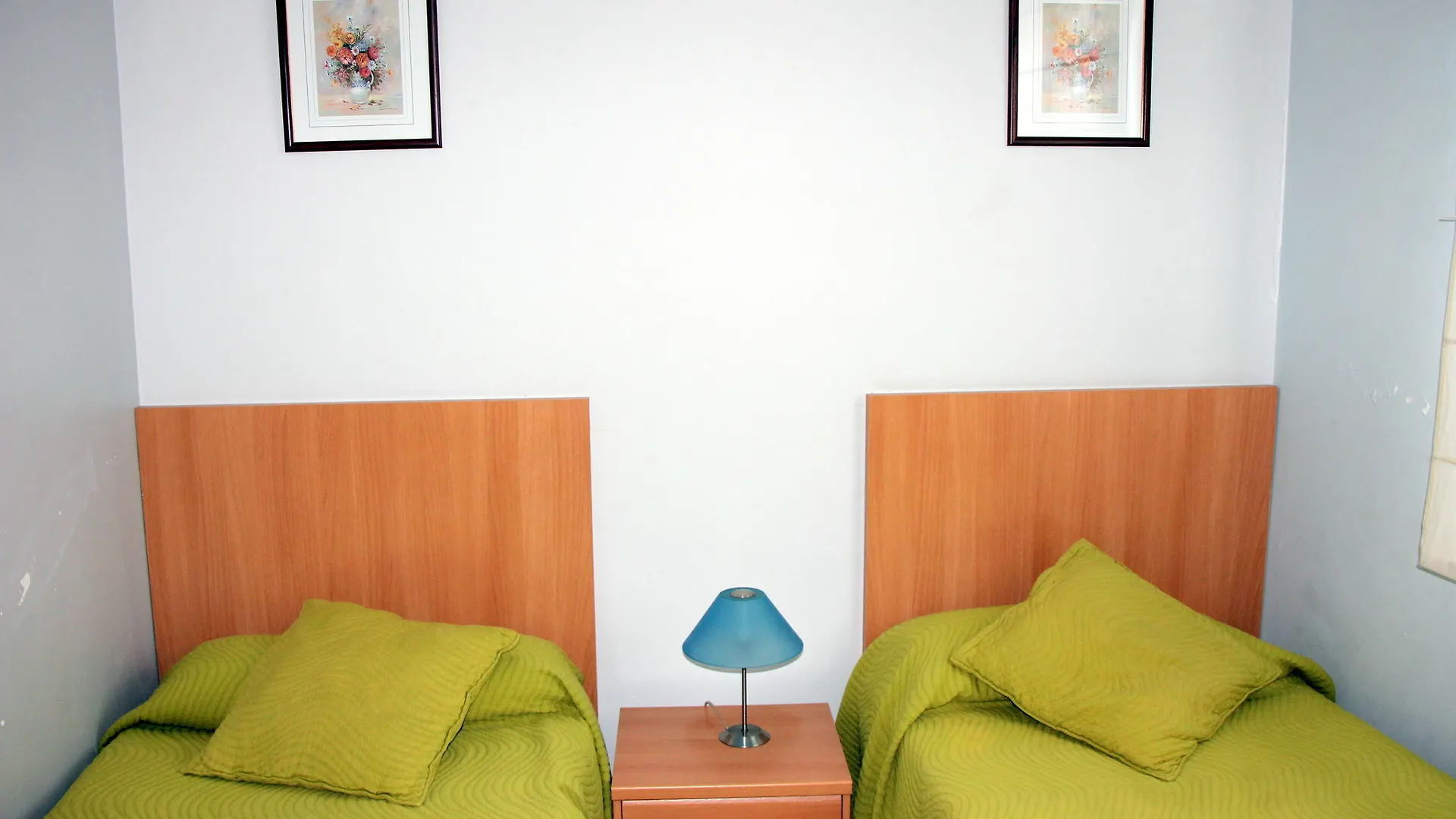 Apartamentos Caru Castelldefels España