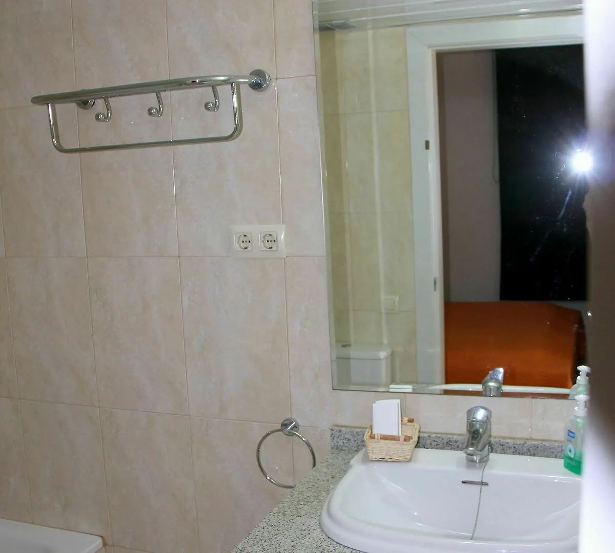 Apartamentos Caru Castelldefels